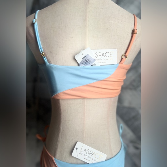 L*SPACE SET REVOLVE NWT ARI TOP AND DANI BOTTOM BIKINI SET - Picture 10 of 14